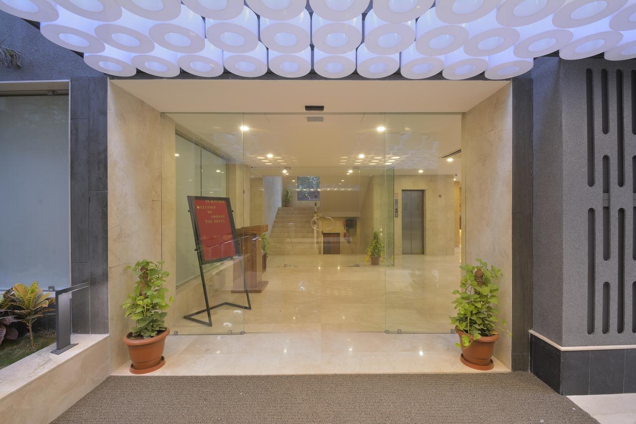 Urbane The Hotel Ahmedabad Exterior foto